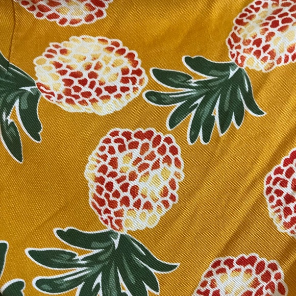 SheIn Pineapple Crop Top - Picture 2 of 2